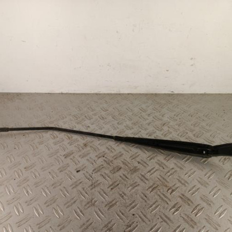 Bras essuie glace avant droit PEUGEOT 2008 1