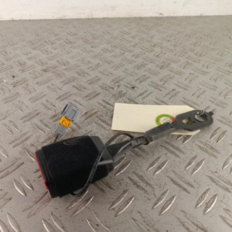 Attache ceinture avant gauche PEUGEOT 2008 1 Photo n°1