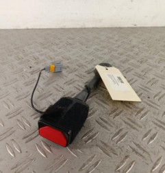 Attache ceinture avant gauche PEUGEOT 2008 1