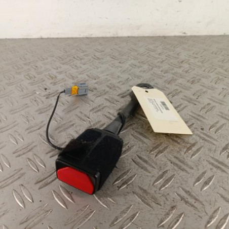 Attache ceinture avant gauche PEUGEOT 2008 1