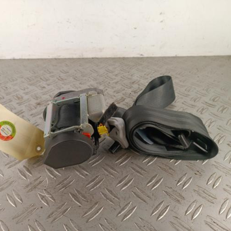 Ceinture avant droit PEUGEOT 2008 1 Ceinture avant droit PEUGEOT 2008 1
