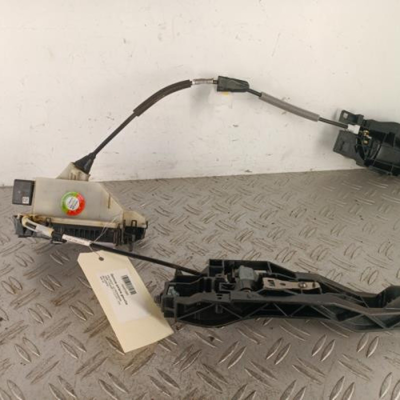 Serrure arriere gauche PEUGEOT 2008 1 Serrure arriere gauche PEUGEOT 2008 1