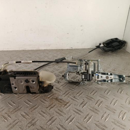 Serrure avant gauche PEUGEOT 2008 1