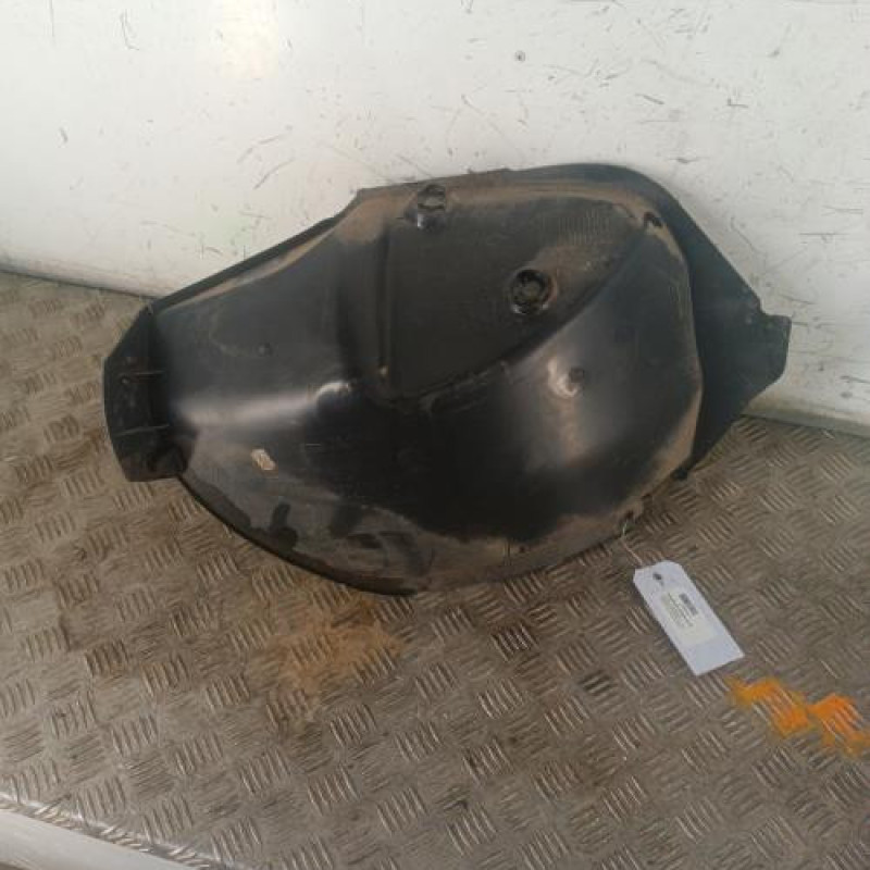 Pare boue arriere droit DACIA DUSTER 1