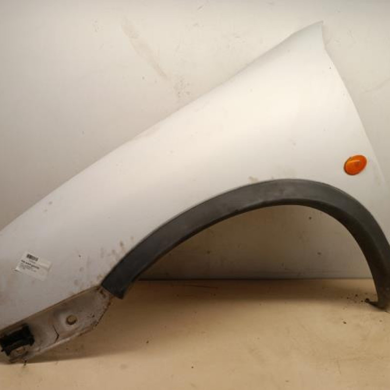 Aile avant gauche OPEL CORSA B Aile avant gauche OPEL CORSA B