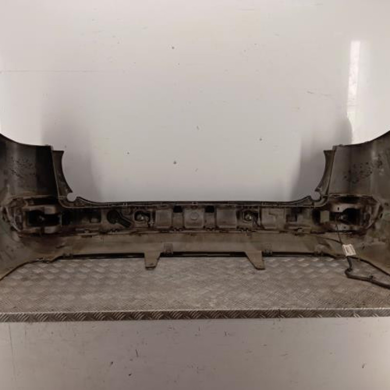 Pare choc arriere PEUGEOT 207