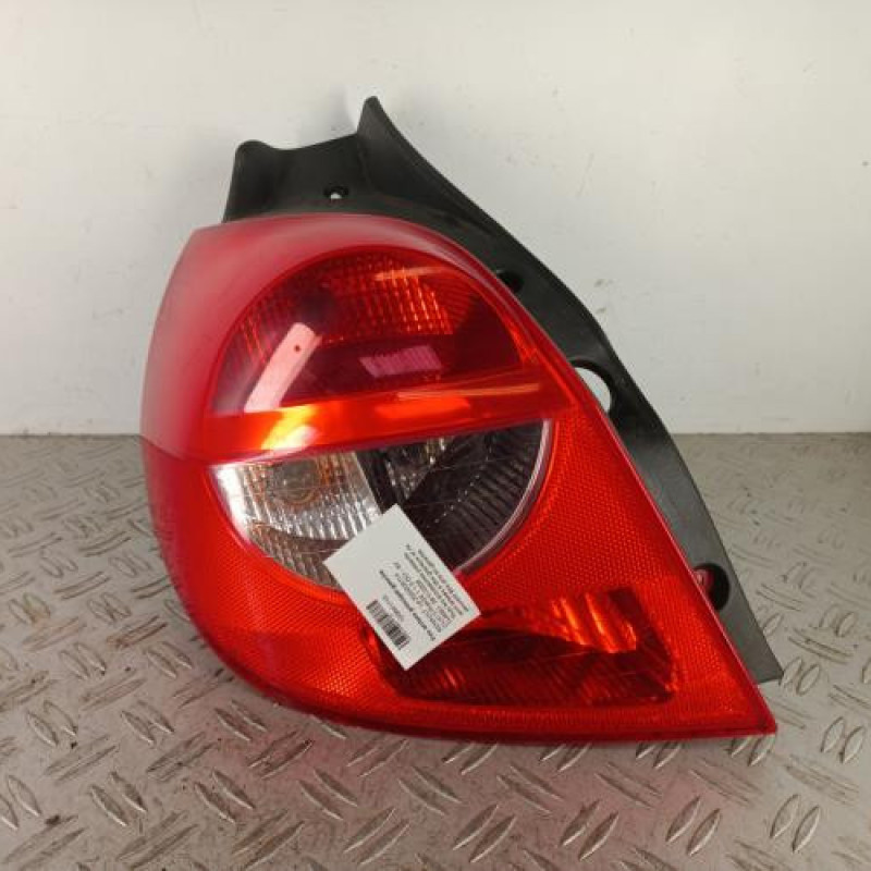 Feu arriere principal gauche (feux) RENAULT CLIO 3