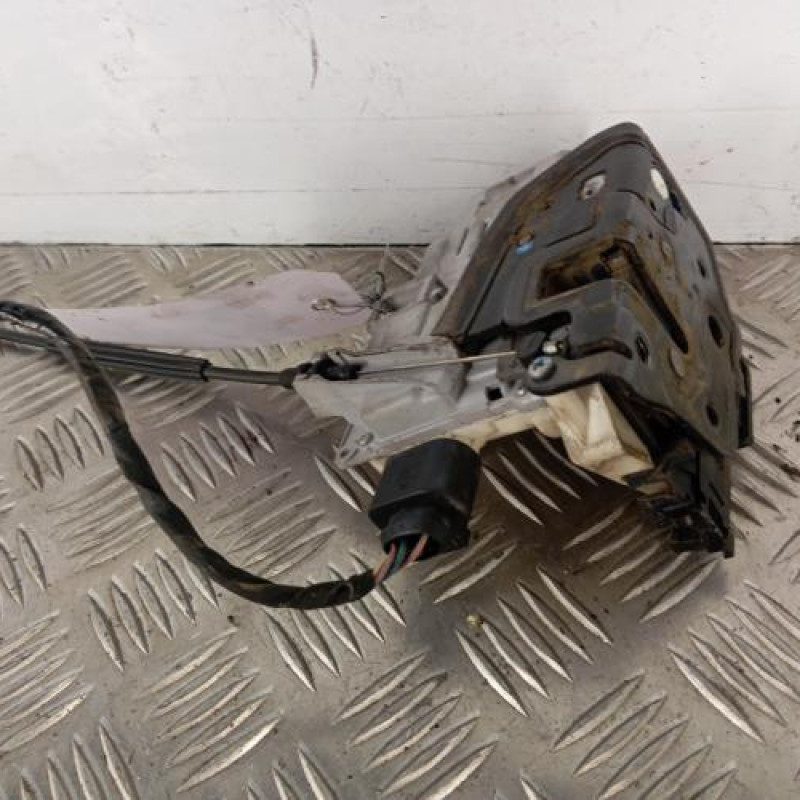 Serrure avant droit SEAT LEON 2 Serrure avant droit SEAT LEON 2