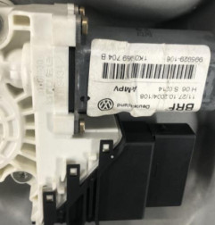 Leve vitre electrique arriere droit VOLKSWAGEN TOURAN 1