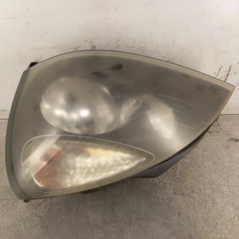 Optique avant principal gauche (feux)(phare) RENAULT CLIO 2