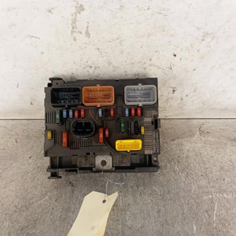 Boitier servitude moteur (BSM) PEUGEOT 307 Boitier servitude moteur (BSM) PEUGEOT 307