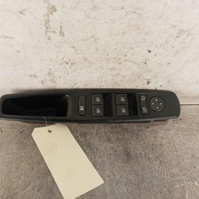 Interrupteur de leve vitre avant gauche RENAULT SCENIC 3