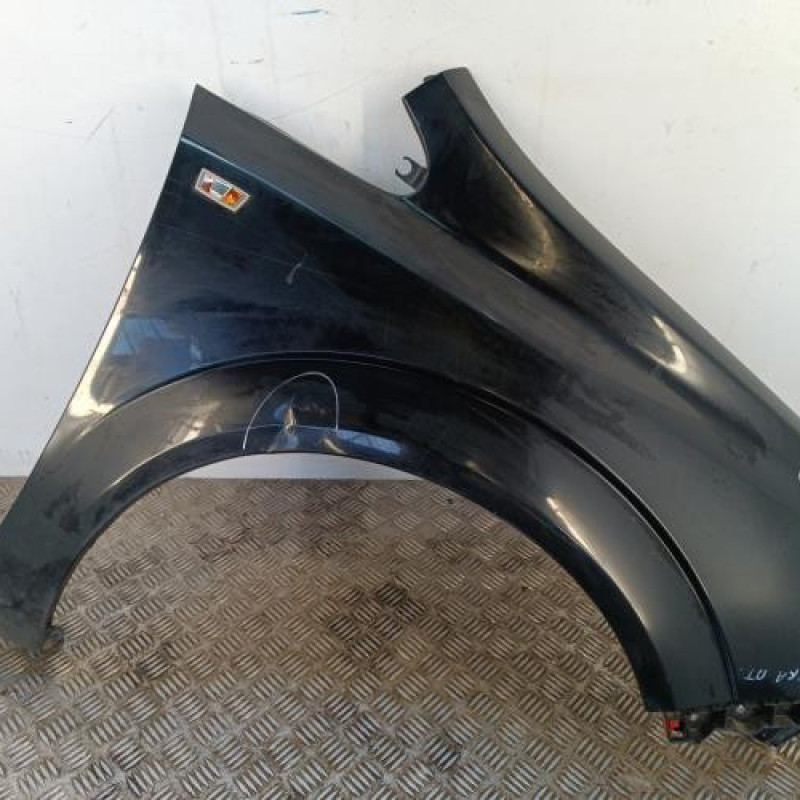 Aile avant droit OPEL ZAFIRA B