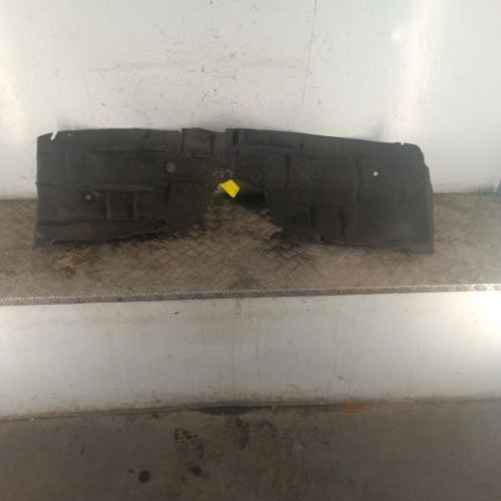 Pare boue avant gauche RENAULT SCENIC 3