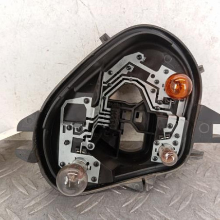 Platine feu arriere droit PEUGEOT 208 1 Photo n°1