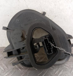 Platine feu arriere droit PEUGEOT 208 1