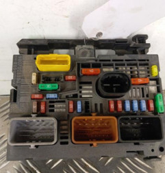 Boitier servitude moteur (BSM) PEUGEOT 308 1 Photo n°1