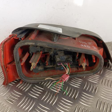 Feu arriere principal droit (feux) PEUGEOT 106