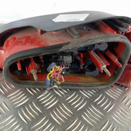 Feu arriere principal gauche (feux) PEUGEOT 106