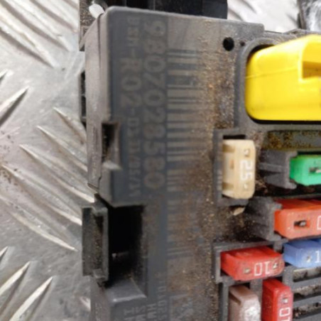 Boitier servitude moteur (BSM) PEUGEOT 3008 1