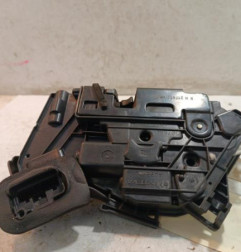 Serrure avant droit VOLKSWAGEN POLO 5