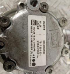 Pompe de direction CITROEN C5 1 Photo n°3