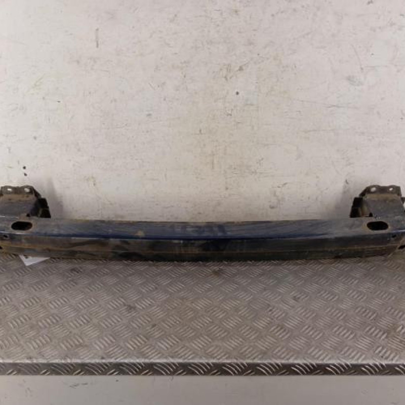 Renfort pare choc arriere (traverse) TOYOTA COROLLA VERSO 2