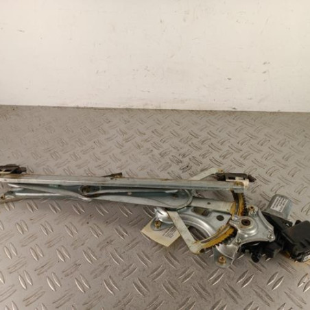 Leve vitre electrique avant droit TOYOTA COROLLA VERSO 2