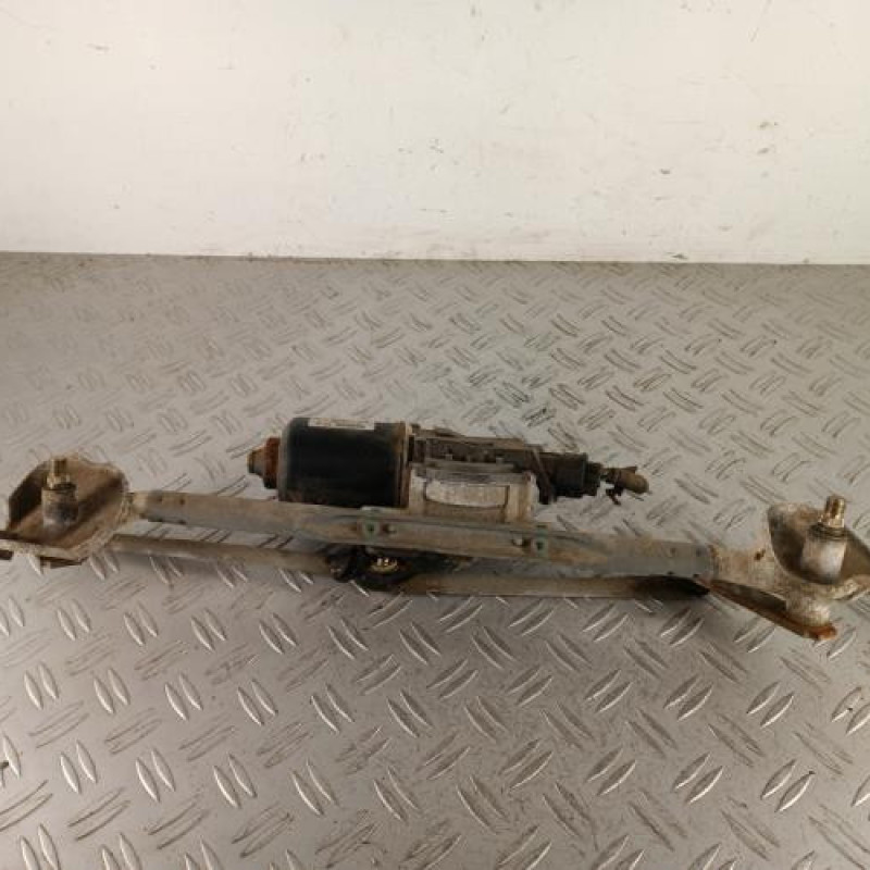 Moteur essuie glace avant TOYOTA COROLLA VERSO 2 Moteur essuie glace avant TOYOTA COROLLA VERSO 2