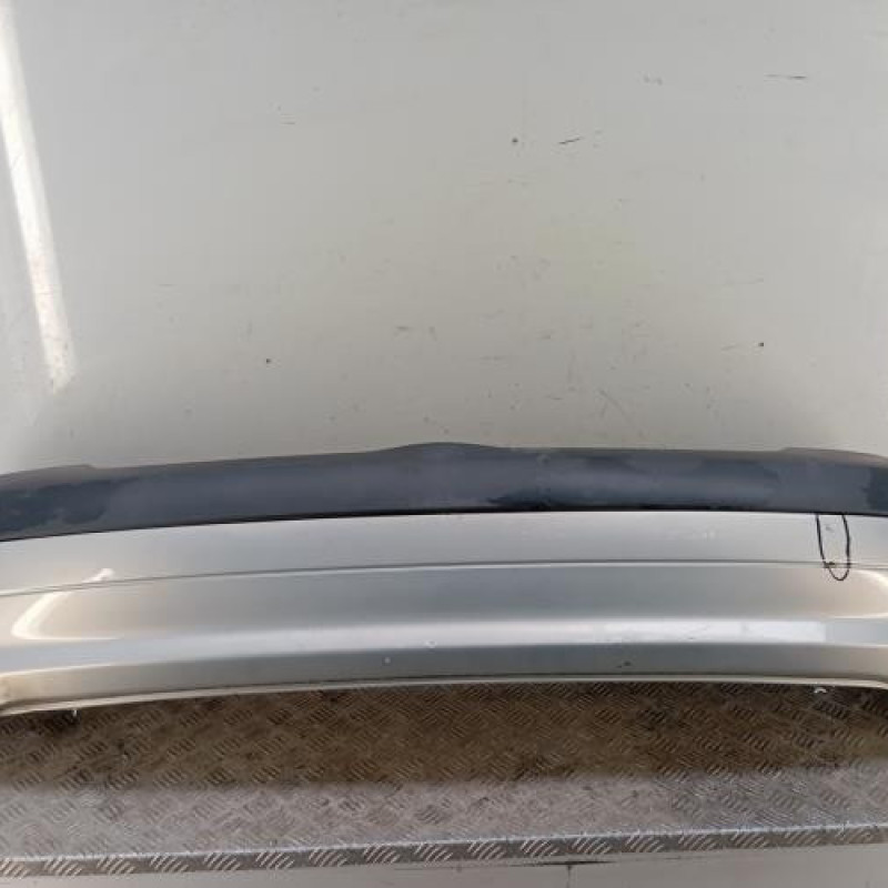 Pare choc arriere RENAULT CLIO 2 Pare choc arriere RENAULT CLIO 2