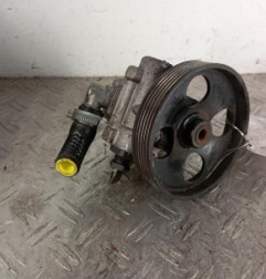 Pompe de direction CITROEN C8 Photo n°1