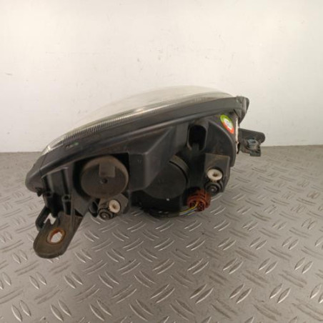 Optique avant principal gauche (feux)(phare) FIAT 500L