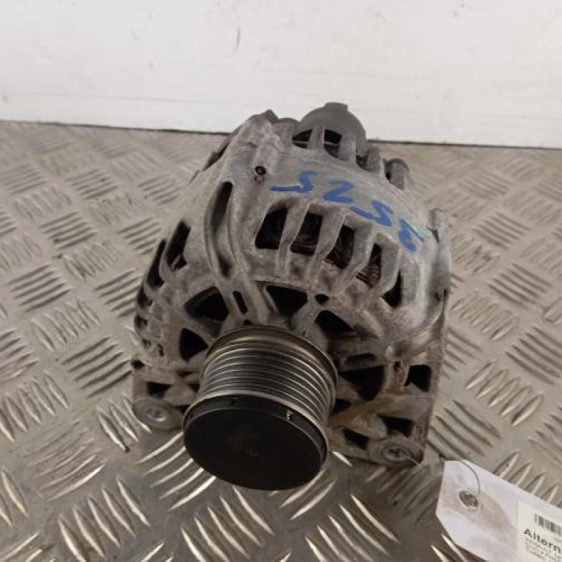Alternateur RENAULT CLIO 4 Alternateur RENAULT CLIO 4