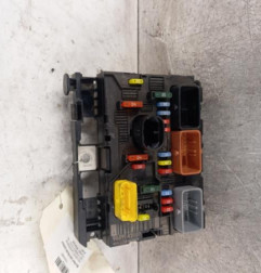 Boitier servitude moteur (BSM) PEUGEOT 307 Photo n°1