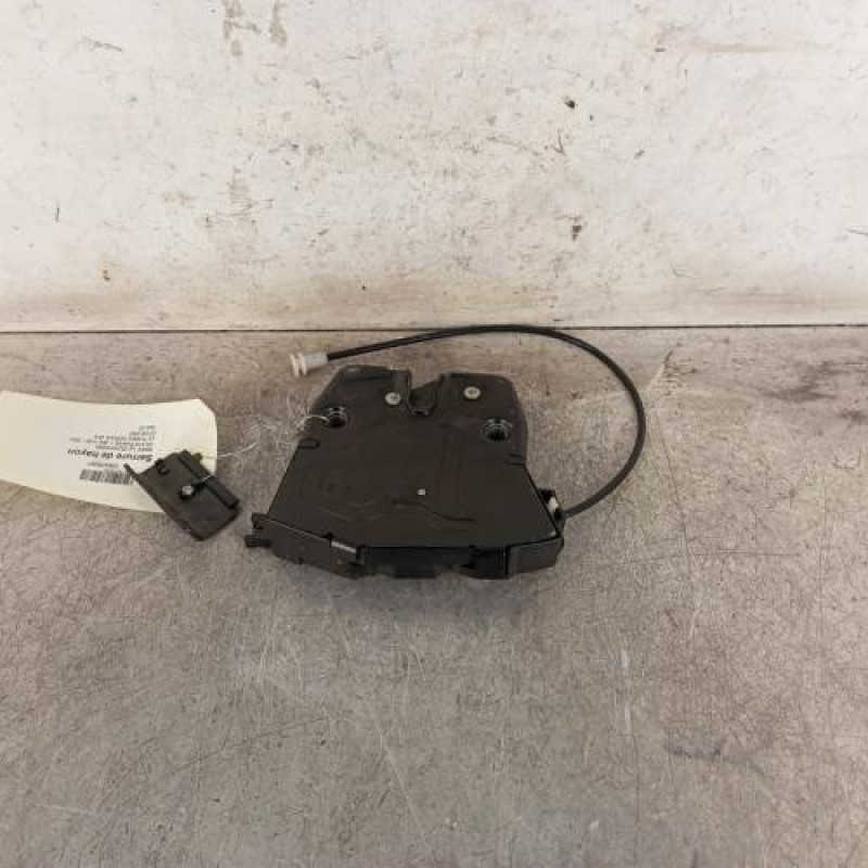 Serrure de hayon BMW X5 E70 Serrure de hayon BMW X5 E70
