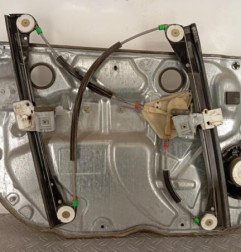 Leve vitre electrique avant droit VOLKSWAGEN POLO 4 Photo n°3