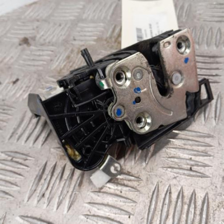 Serrure arriere droit DACIA SANDERO 2
