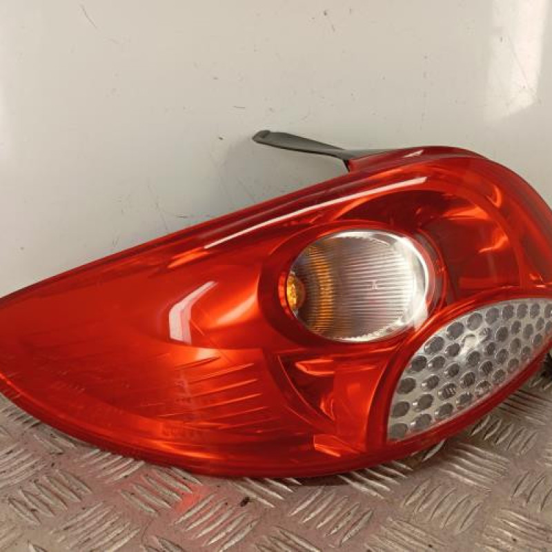 Feu arriere principal gauche (feux) PEUGEOT 206+ Feu arriere principal gauche (feux) PEUGEOT 206+