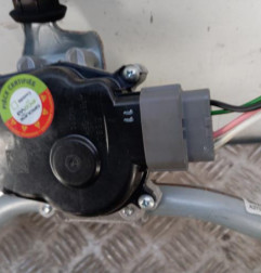 Moteur essuie glace avant RENAULT CAPTUR 1