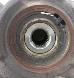 Moyeu avant gauche RENAULT MASTER 3 Photo n°3
