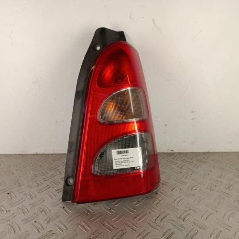 Feu arriere principal droit (feux) SUZUKI WAGON-R Feu arriere principal droit (feux) SUZUKI WAGON-R