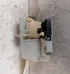 Serrure arriere droit RENAULT CLIO 2