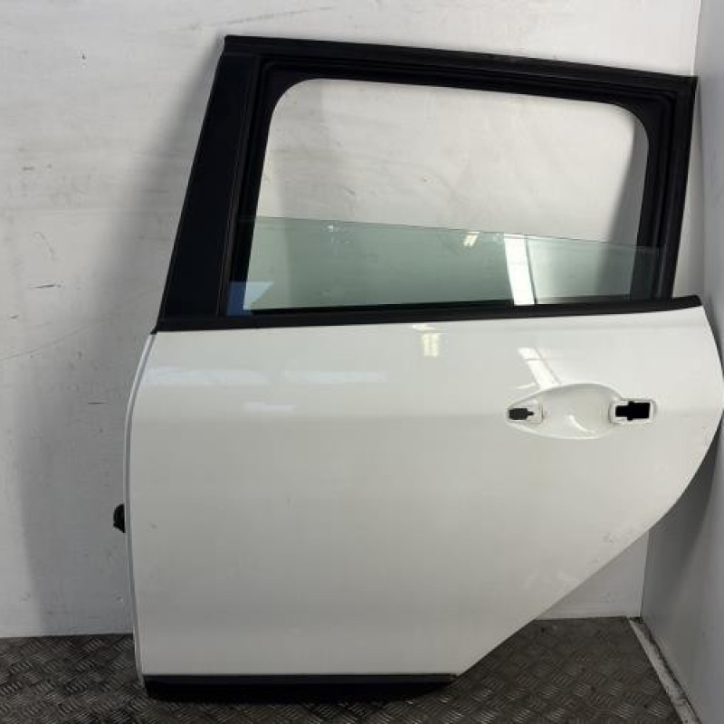 Porte arriere gauche PEUGEOT 2008 1