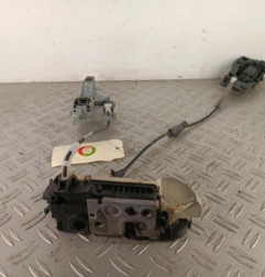 Serrure avant gauche PEUGEOT 208 1