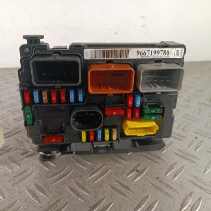 Boitier servitude moteur (BSM) PEUGEOT 207