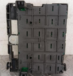 Boitier servitude moteur (BSM) PEUGEOT 206