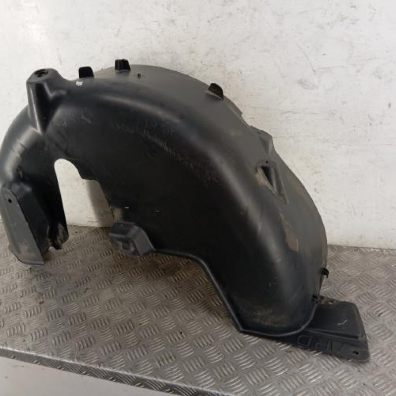 Pare boue arriere droit PEUGEOT 208 1