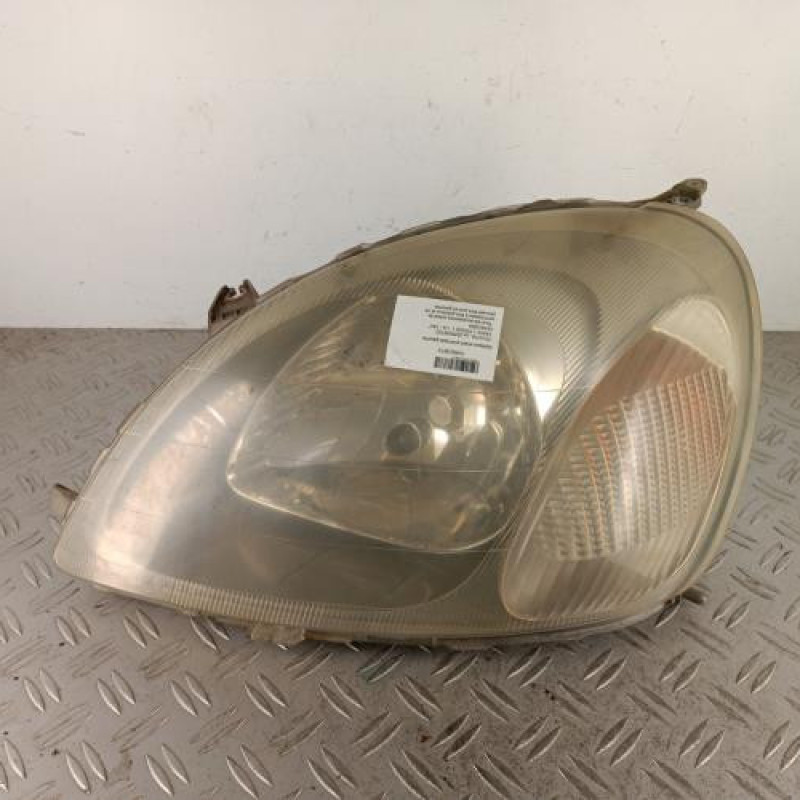 Optique avant principal gauche (feux)(phare) TOYOTA YARIS 1