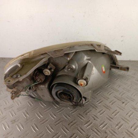 Optique avant principal gauche (feux)(phare) TOYOTA YARIS 1