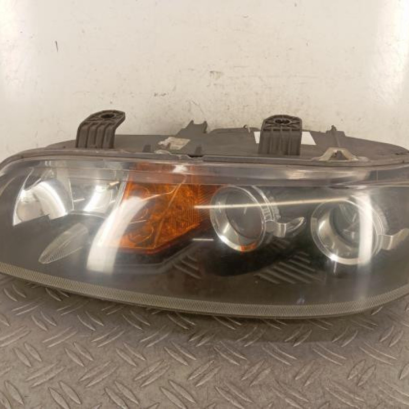 Optique avant principal gauche (feux)(phare) FIAT PUNTO 2